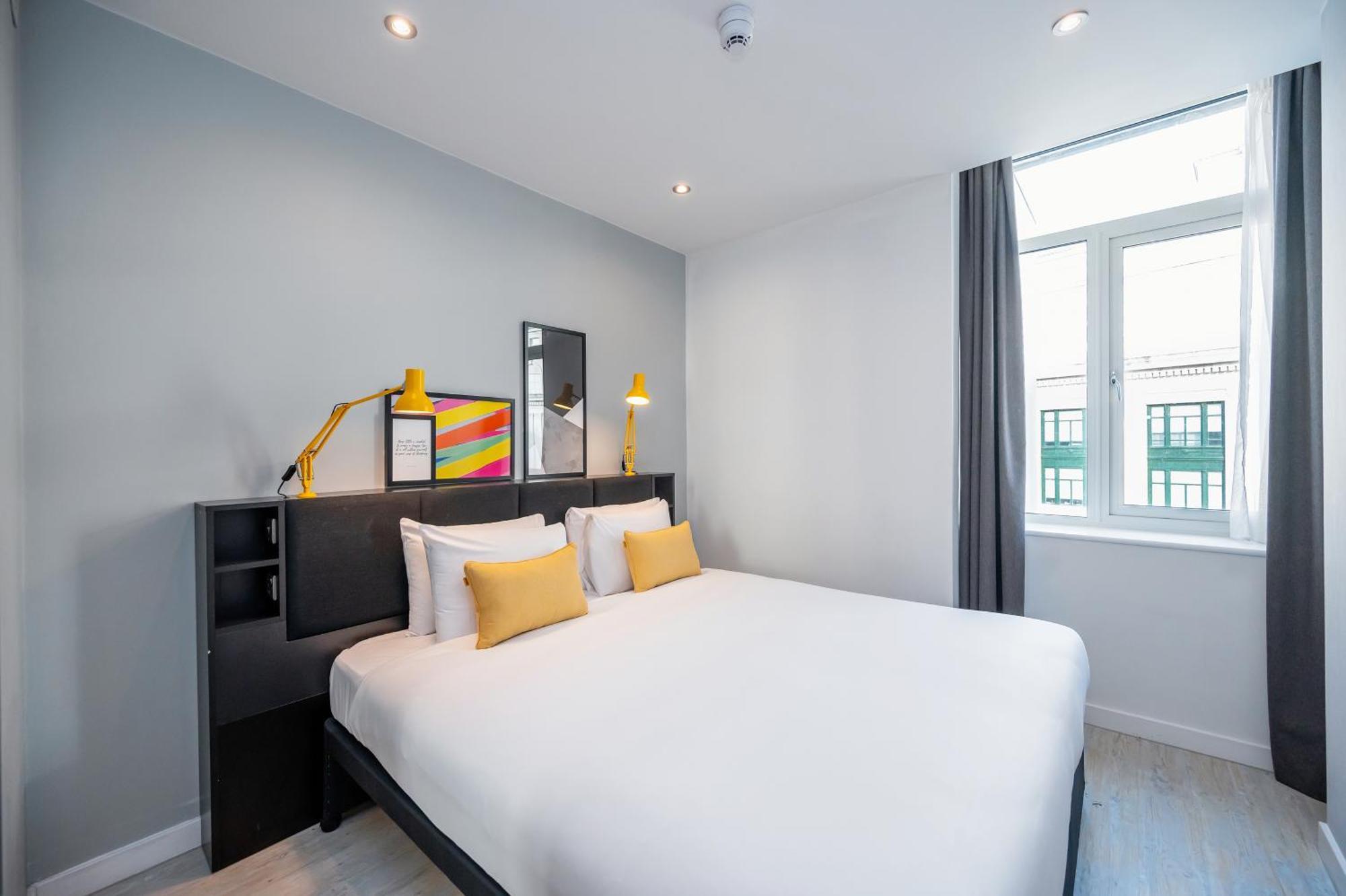 Staycity Waterfront Apart-hotel 4*