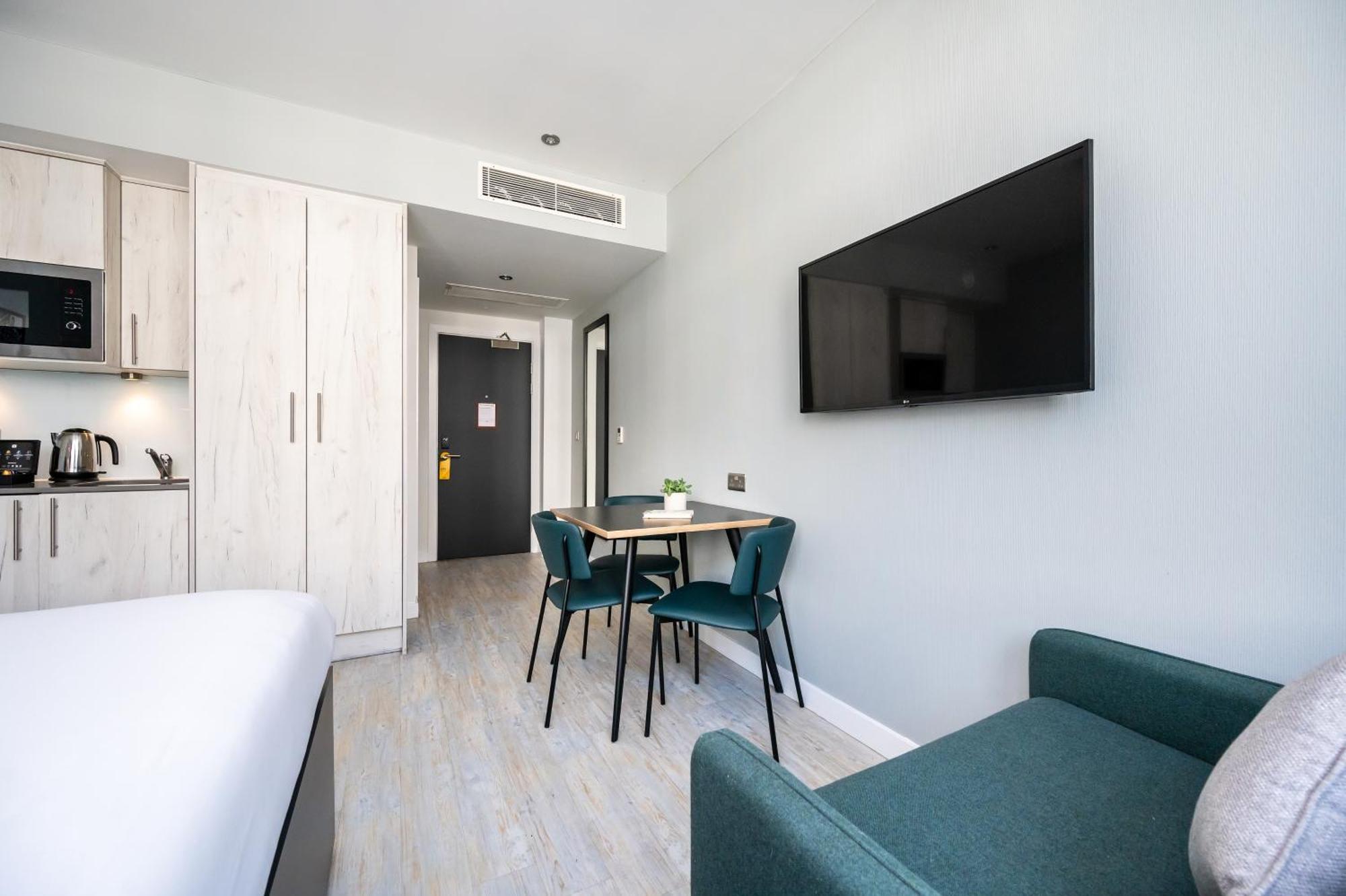Staycity Waterfront Aparthotel Liverpool